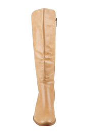 Product shot of the Tetley Leather Calf Boot in colour Cappuccino, detail