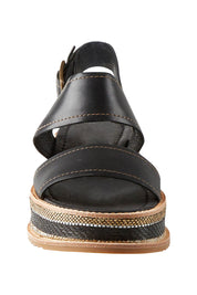 Product shot of the Vijay Flatform Sandal in colour Black (Black), detail