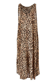 Product shot of the Savannah Maxi in colour Cheetah, from the front
