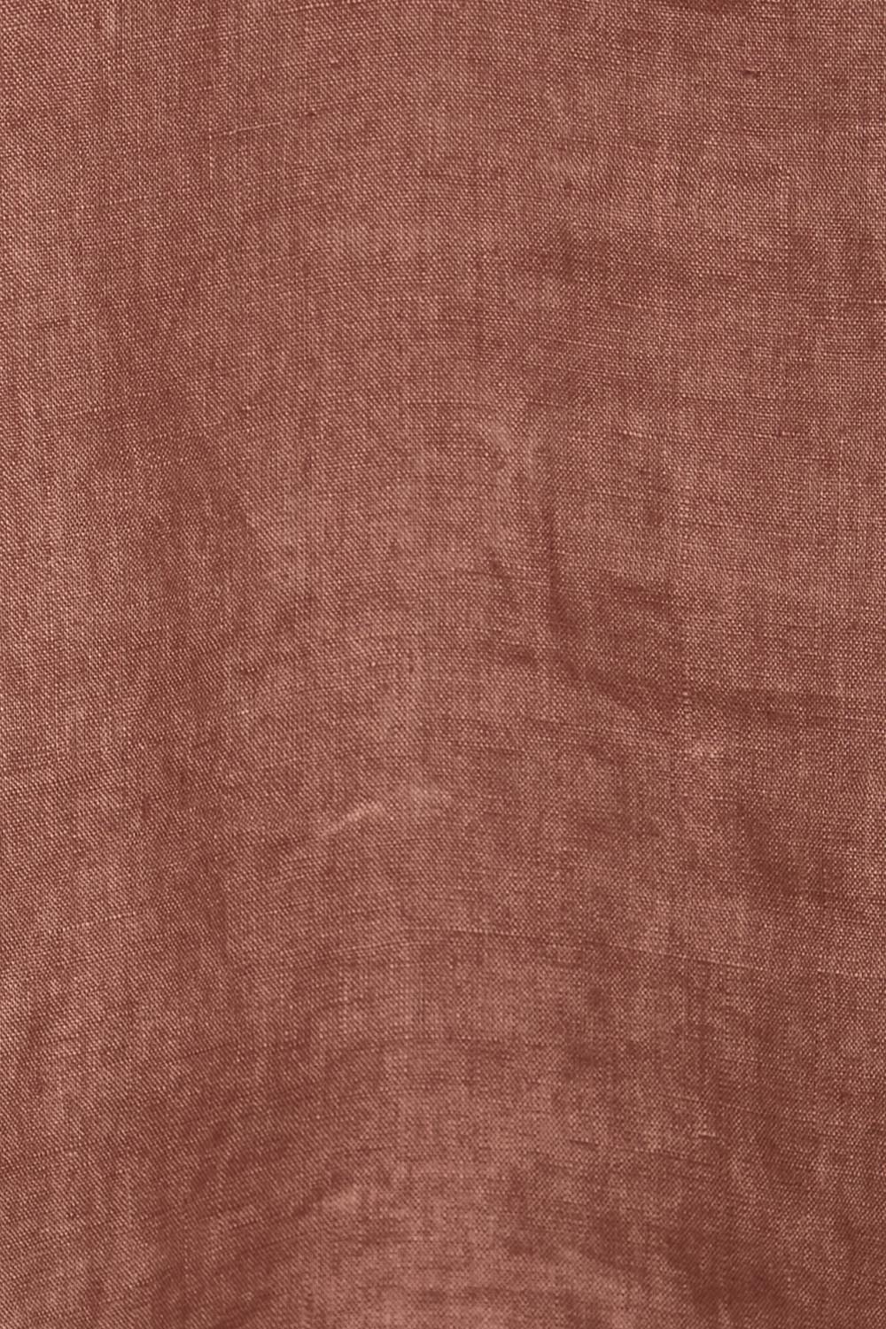 Product shot of the Studio Linen Tank – Chocolate in colour Chocolate, showing detail