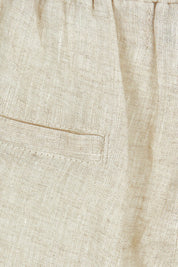 Product shot of the Studio Linen Short in colour Tusk, detail
