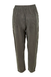 Product shot of the Vienetta Relaxed Pant in colour Fossil (Grey), from the back