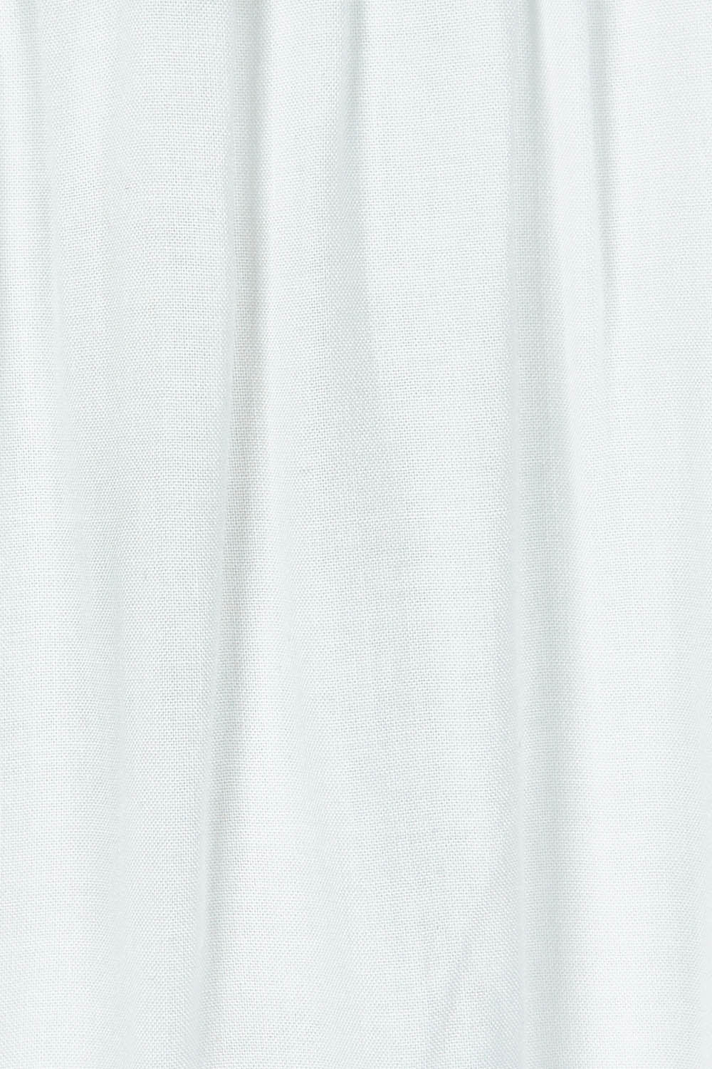 Product shot of the La Mer Tie Tank in colour Opal (White), detail