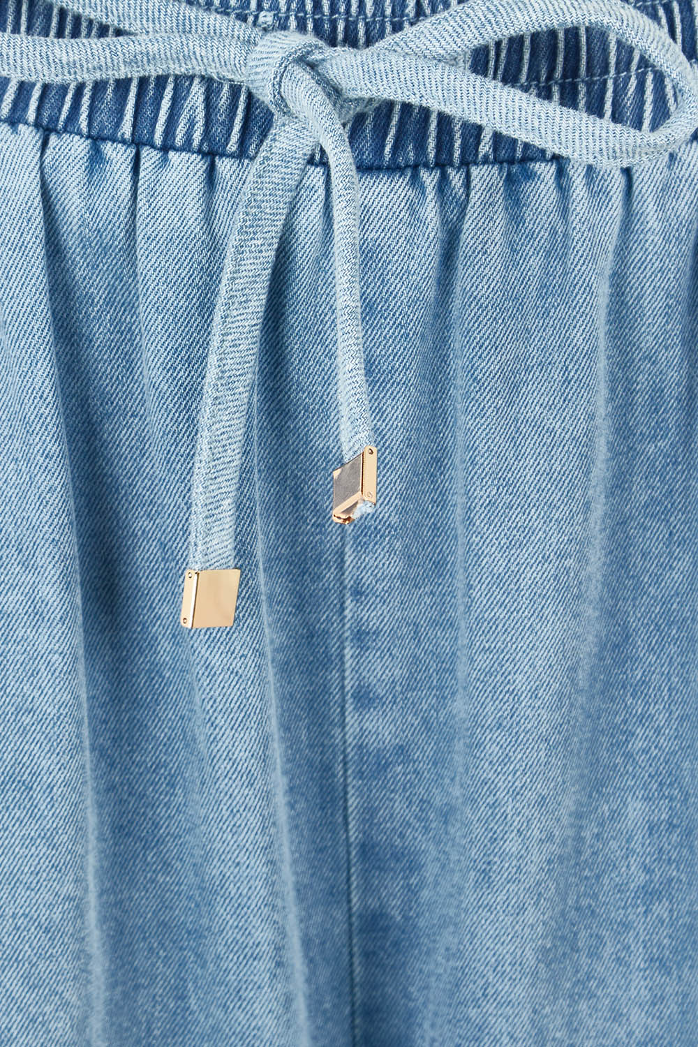 Product shot of the Pepi Wide Leg Denim Pant in colour Denim (Blue), detail