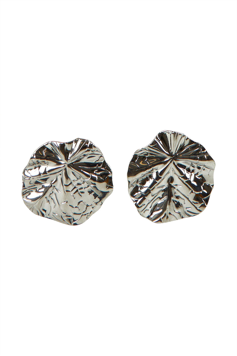 Product shot of the Aman Fan Earring in colour Silver (Metallics), from the front