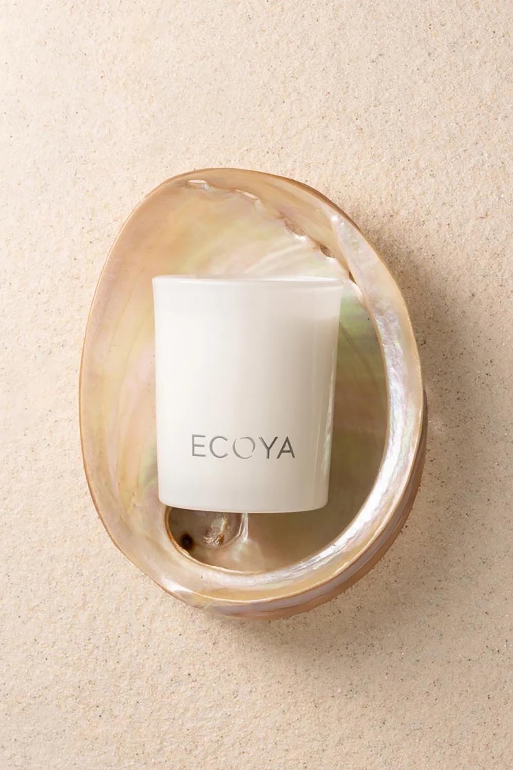 Product shot of the Mini Madison Candle - Seasaltcoconut in colour Seasaltcoconut, from the back