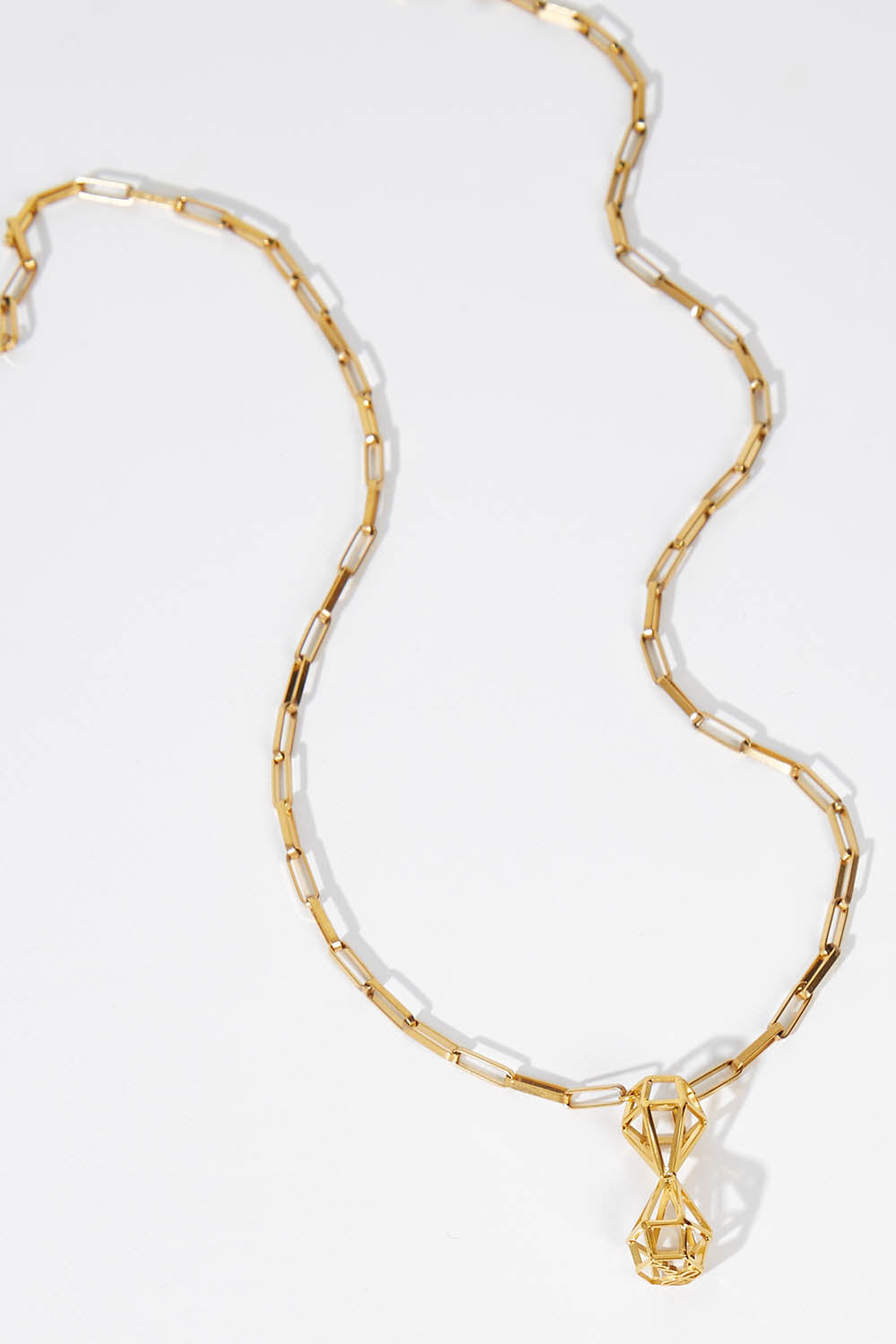 A model wearing size OneSize of the Time For Freedom Necklace in colour Gold (Metallics), from the front, showing the whole outfit