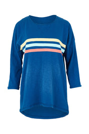 Product shot of the Horizon Cotton Sweat in colour Drksapph (Blue), from the front