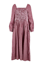 Product shot of the Pippa Check Dress in colour Winecheck (Purple), from the front