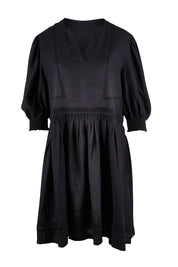 Product shot of the Market Dress in colour Black (Black), from the front