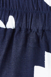 Product shot of the Ellipse Wide Leg Pant in colour Ellipse (Blue), detail