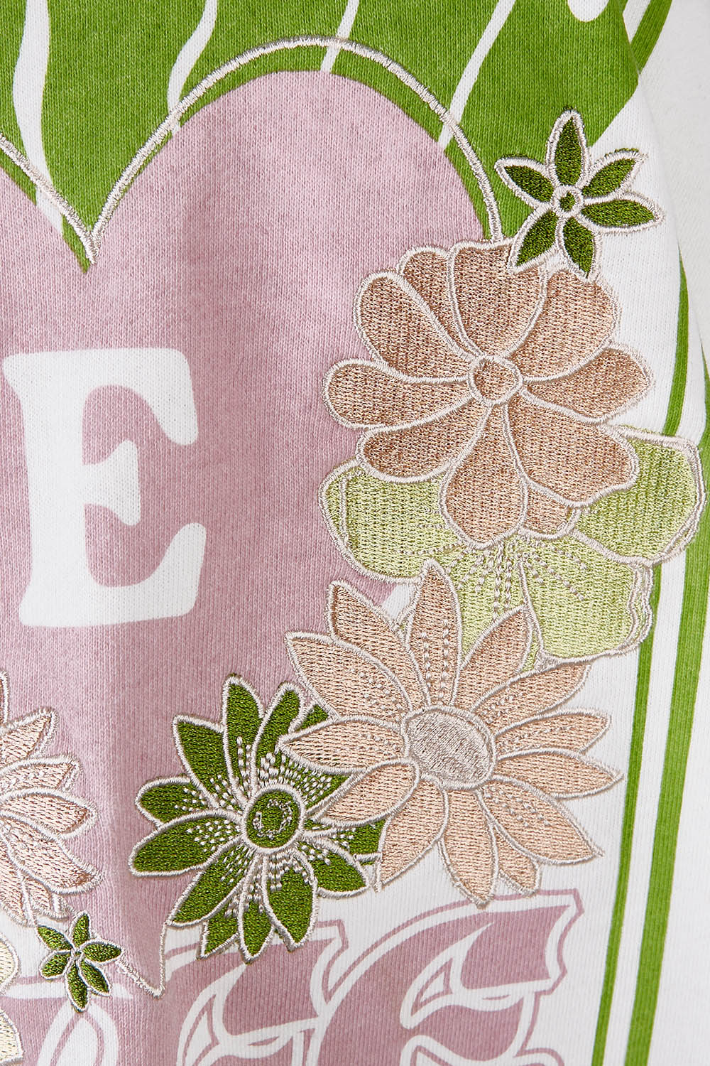 Product shot of the Good Life Crew in colour Pearl (White), detail