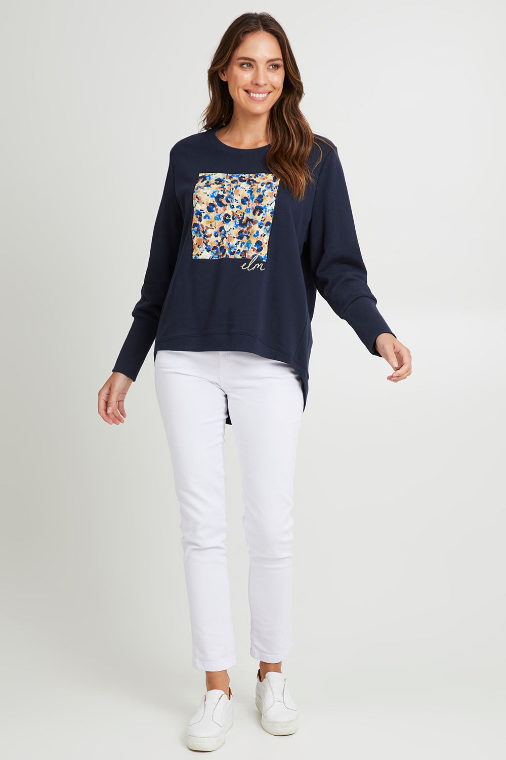 Model Madeline wearing size 10 of the Panorama Crew in colour Drksapp (Blue), from the front, showing the whole outfit