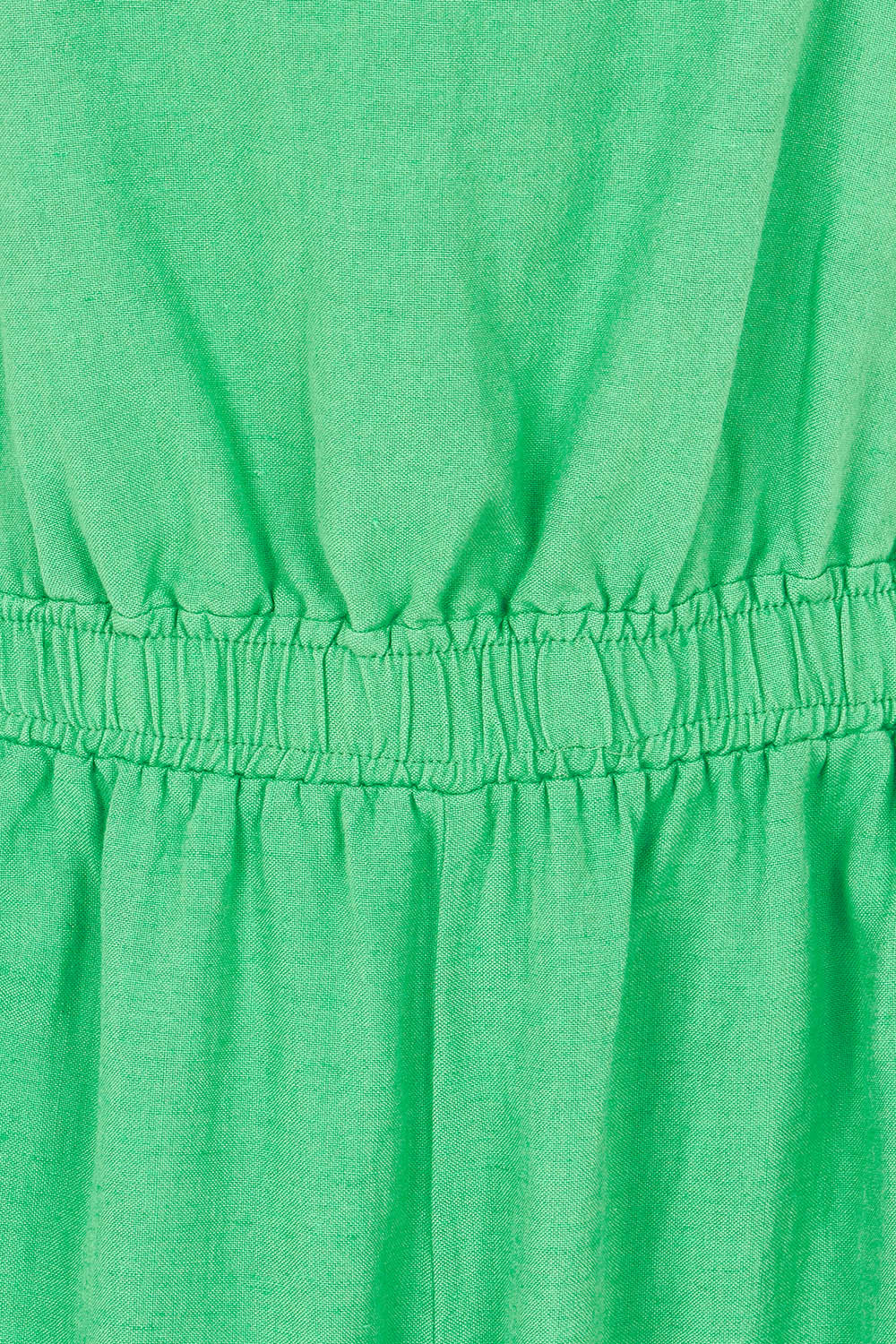 Product shot of the Stevie Jumpsuit in colour Greenbriar (Green), detail