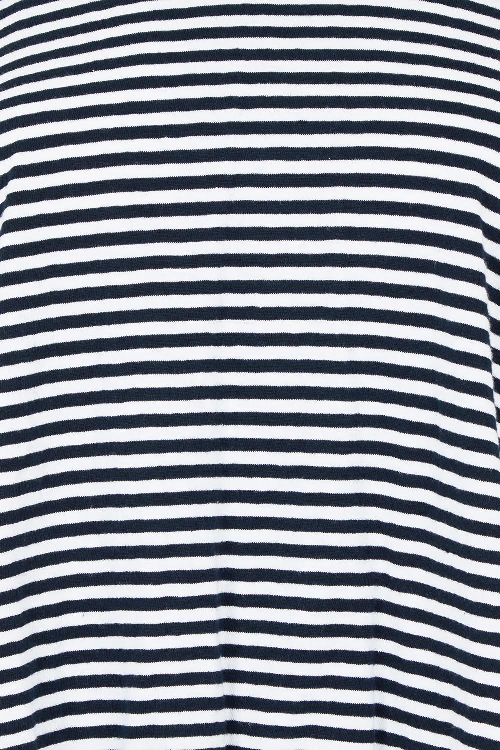 Product shot of the Liv Cotton Linen Vee Tee in colour Navywhite (Blue), detail