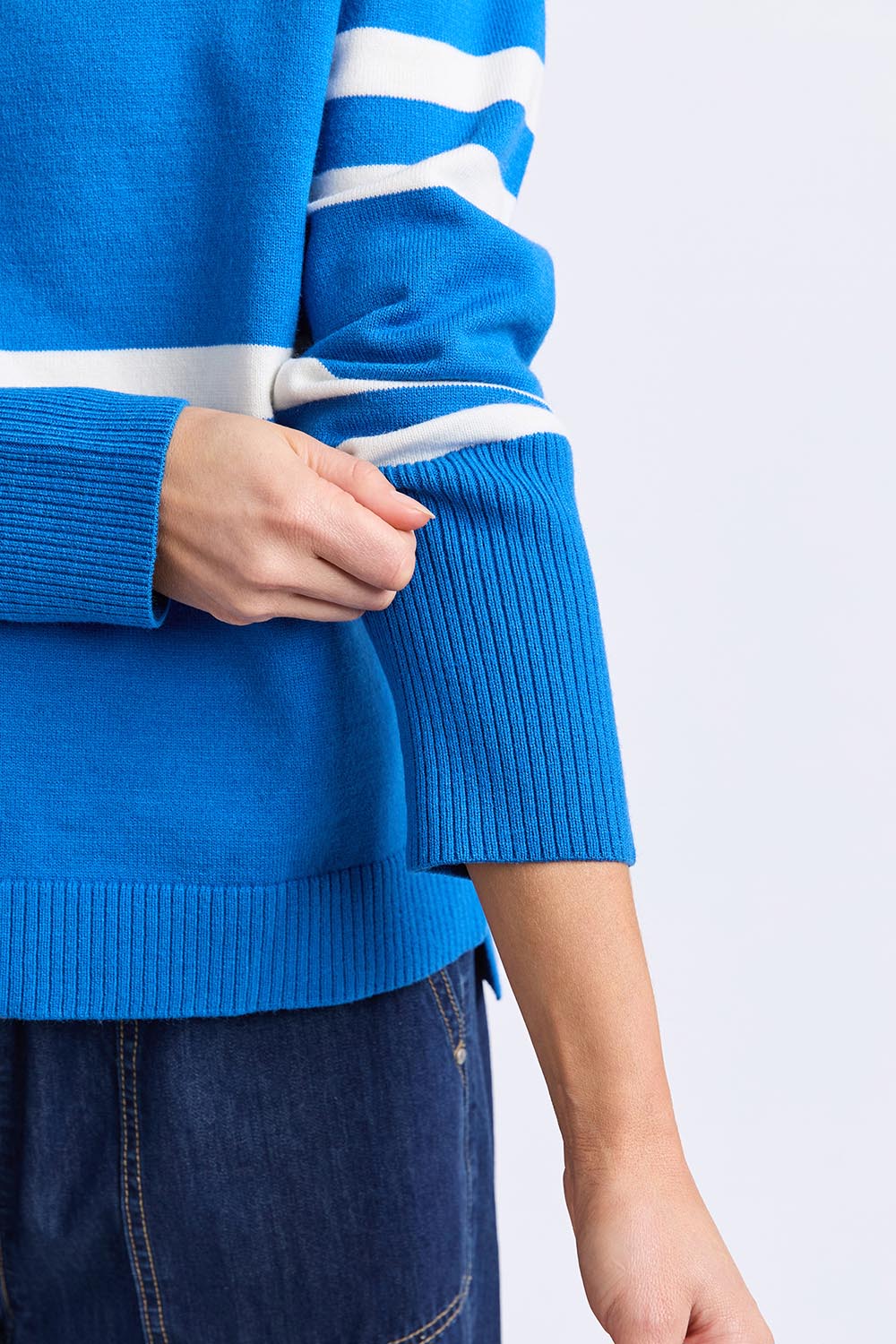 Allison Crew – Royalblue