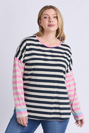 A model wearing the Gaeb Stripe Cotton Long Sleeve Tee in colour Whitenavy, from the front, cropped image