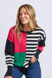 Model Genericm wearing size sample of the Viken Knit – Midnight in colour Midnight, in a cropped view