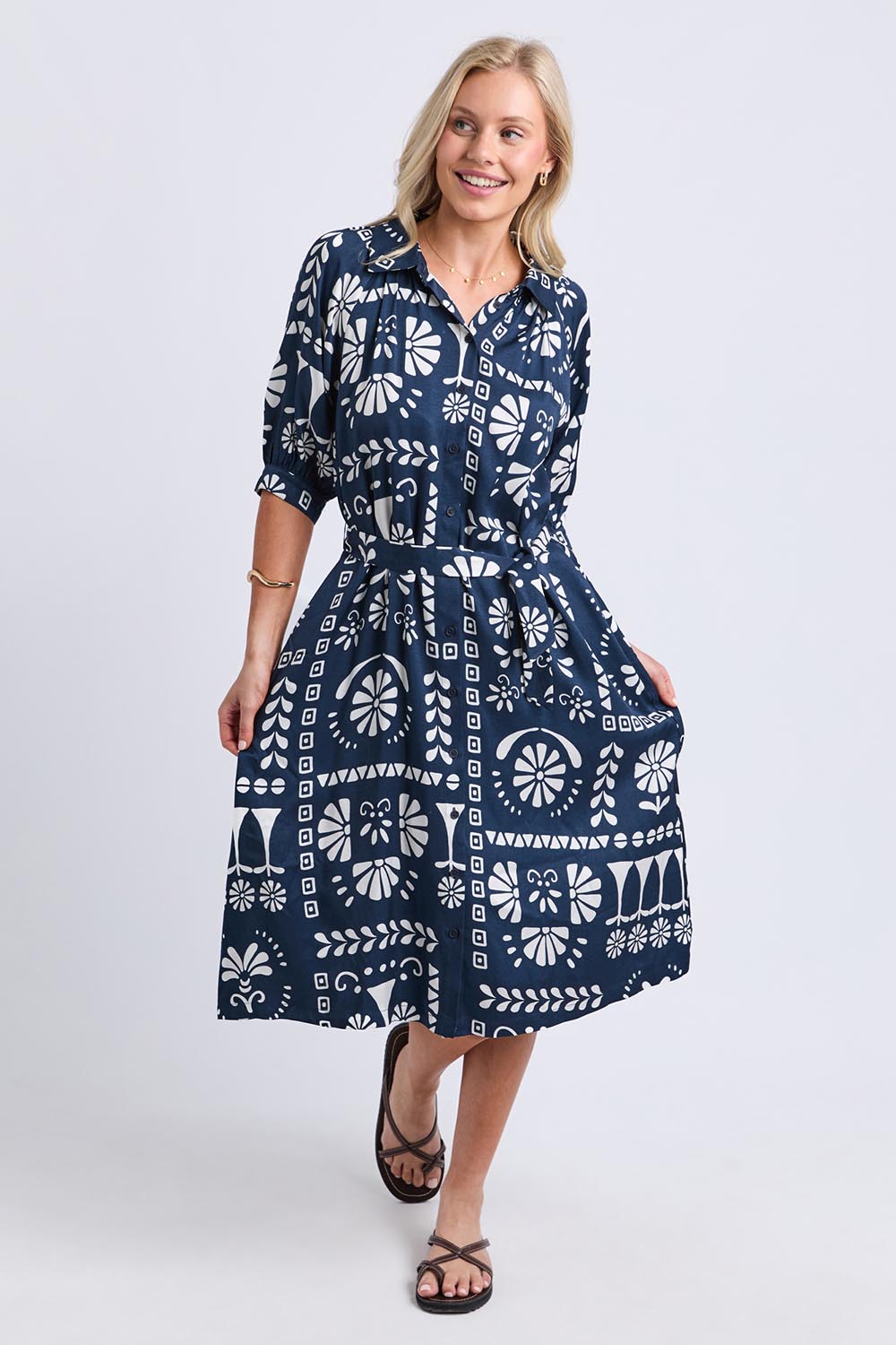 Model Genericm wearing size sample of the Jenny Dress – Navy in colour Navy, from the front