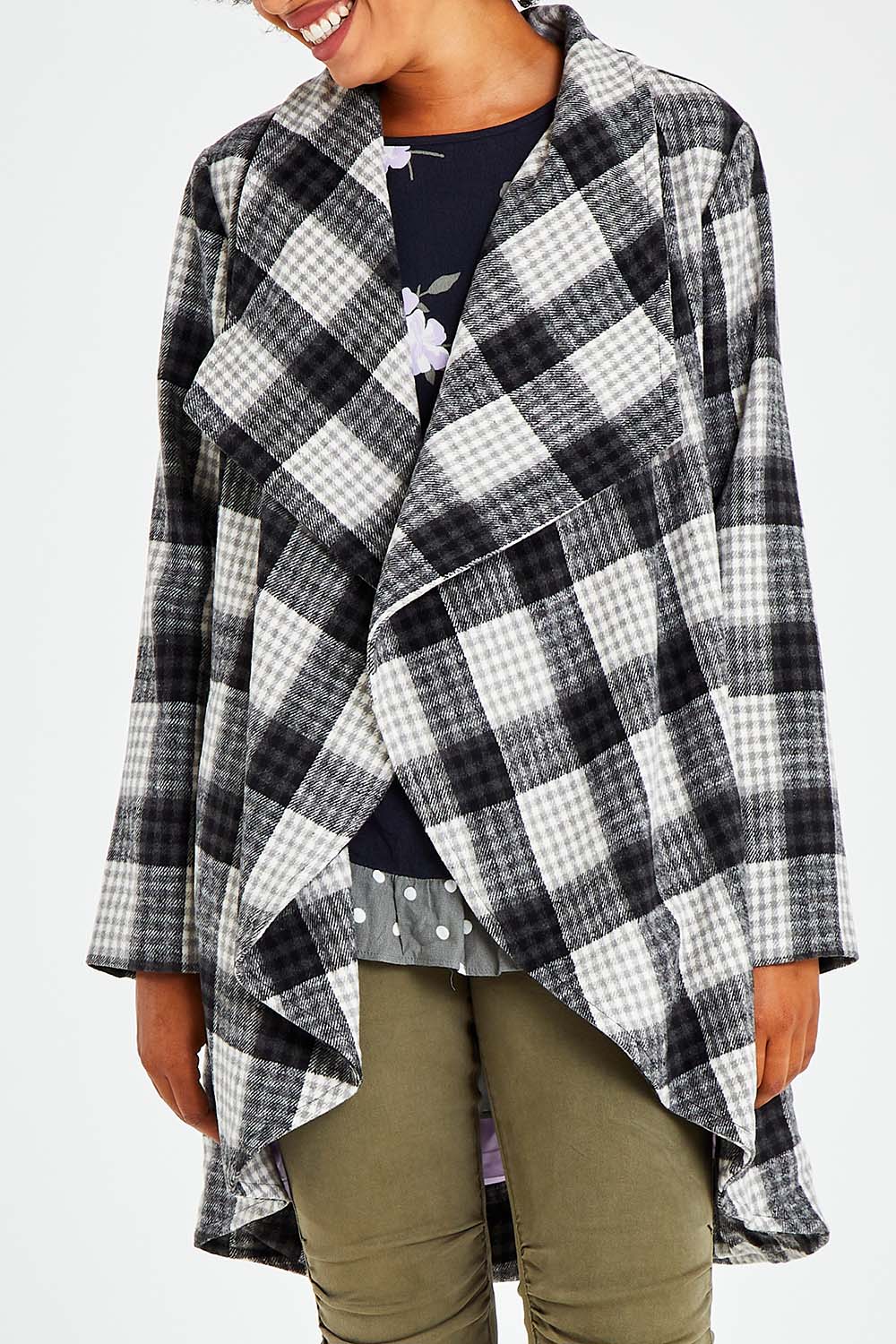 Model Olivia wearing size S of the Cindy Check Coat in colour Charcoal (Grey), from the front, cropped image