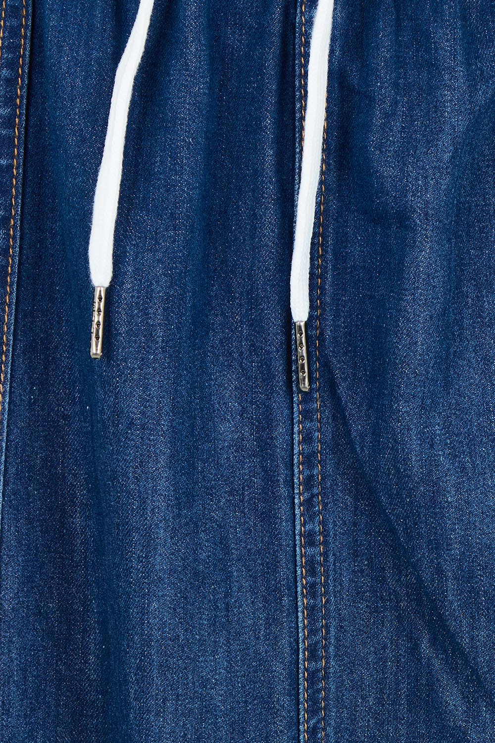 Product shot of the Clover Midi Denim Skirt in colour Midblue (Blue), detail