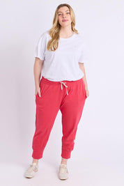 Model Genericm wearing size sample of the Fundamental Brunch Pant – Darkpink in colour Darkpink, from the front