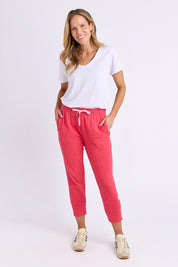 Model Genericm wearing size sample of the Fundamental Brunch Pant – Darkpink in colour Darkpink, from the front