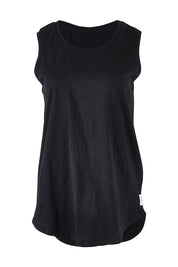Product shot of the Fundamental Scoop Tank in colour Black (Black), from the front