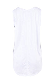 Product shot of the Fundamental Scoop Tank in colour White (White), from the back