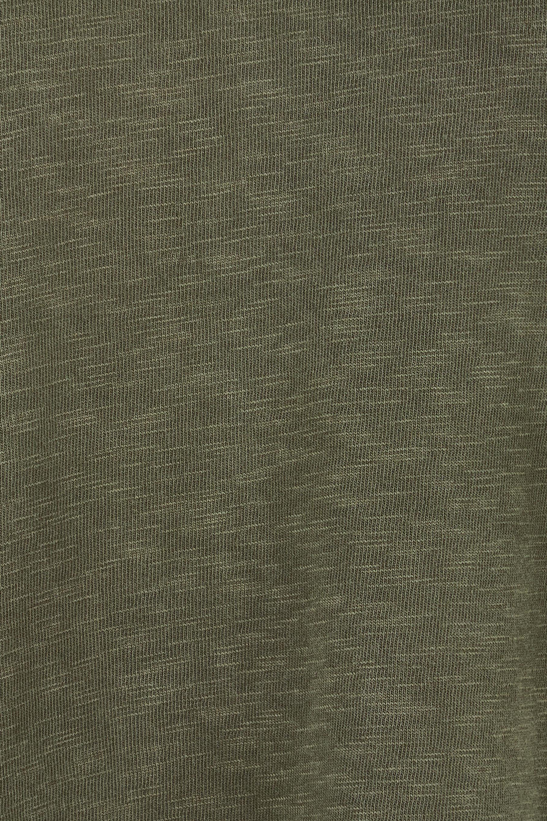 Product shot of the Fundamental Annie 3/4 Sleeve Tee in colour Basil (Green), detail