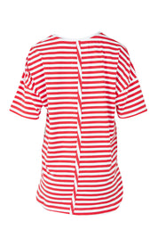 Product shot of the Fundamental Lauren S/S Cotton Stripe in colour Cayannewht (Red), from the back