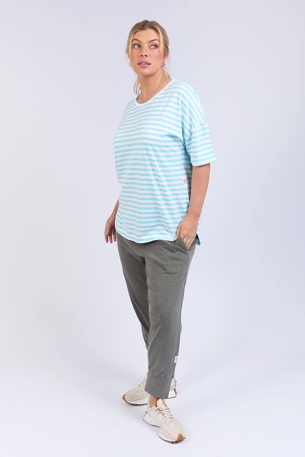 Model Genericm wearing size sample of the Fundamental Lauren S/S Cotton Stripe - Tonicblue in colour Tonicblue, from the front