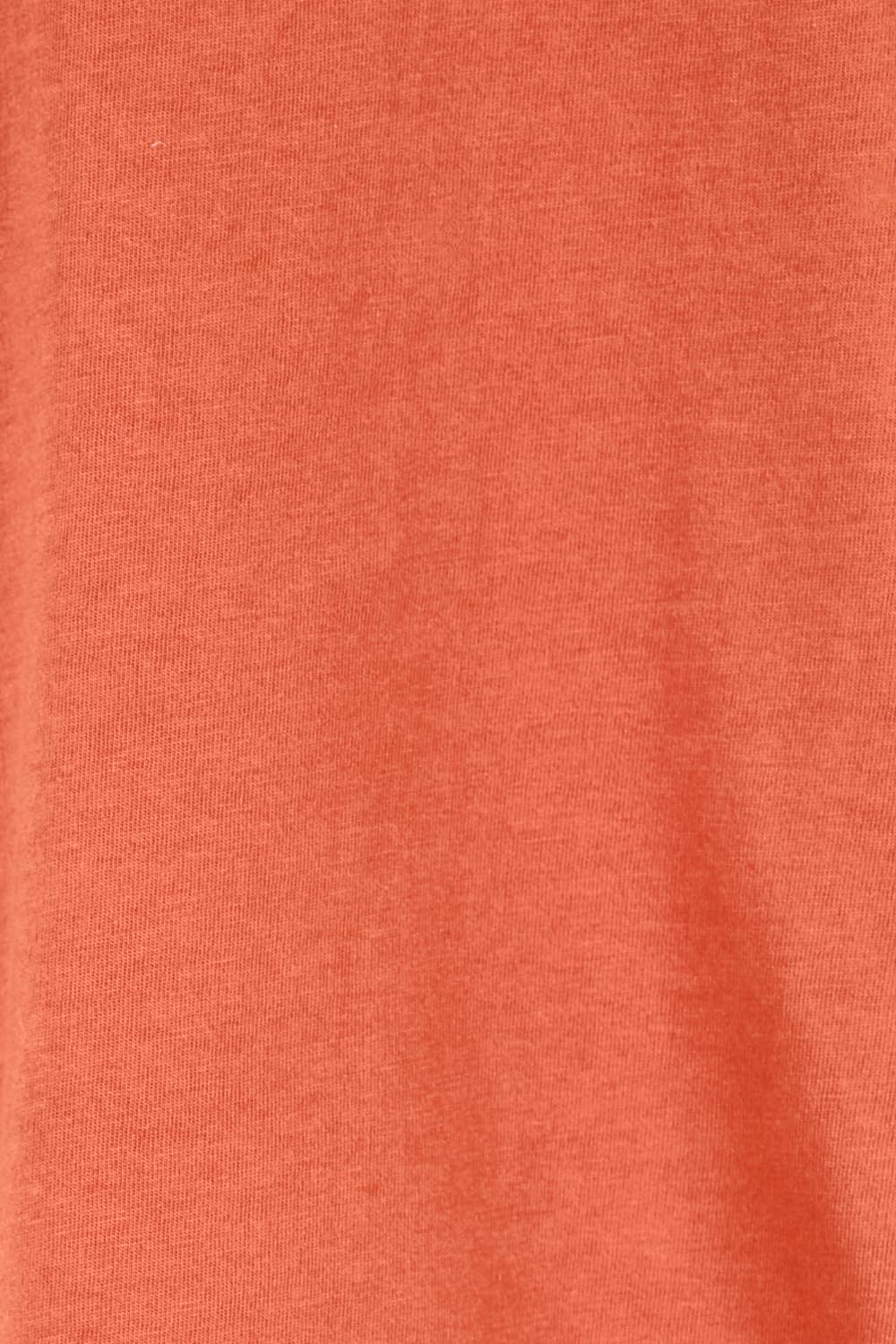 Product shot of the Fundamental Pima Cotton Vee Tee – Earthbrown in colour Earthbrown, showing detail