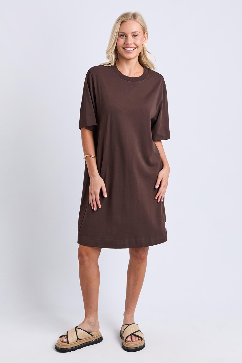Model Genericm wearing size sample of the Fundamental Mish Cotton Dress – Coffee in colour Coffee, from the front
