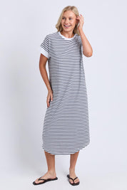 Model Genericm wearing size sample of the Fundamental Maggie Stripe Cotton Dress – Whitenavy in colour Whitenavy, from the front