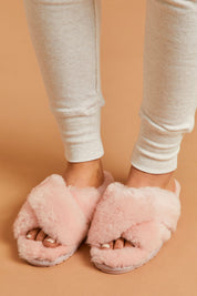 A model wearing size 8 of the Mayberry Slipper Slide in colour Palepink (Pink), from the front, cropped image