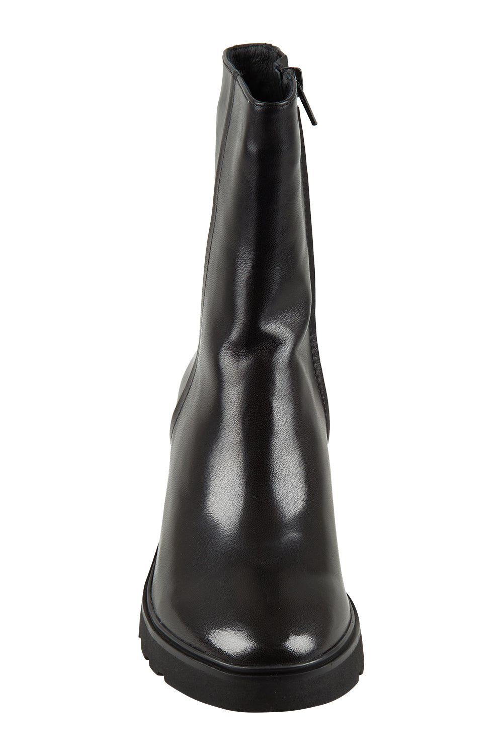 Product shot of the Finley Leather Ankle Boot in colour Black (Black), detail