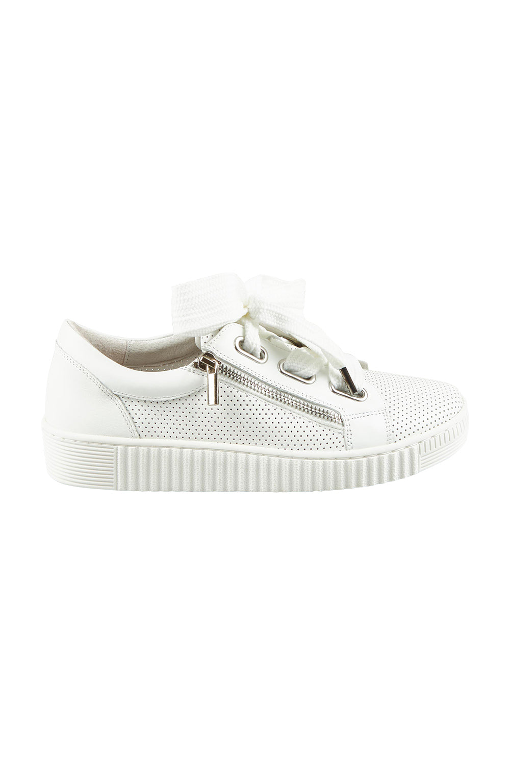 Product shot of the Jovi Leather Sneaker in colour Whiteperf (White), from the front