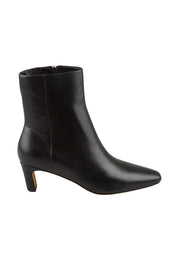 Product shot of the Kitan Leather Ankle Boot in colour Black (Black), from the front