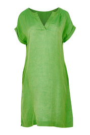 Product shot of the Linen Blend Solid Shift Dress in colour Green (Green), from the front