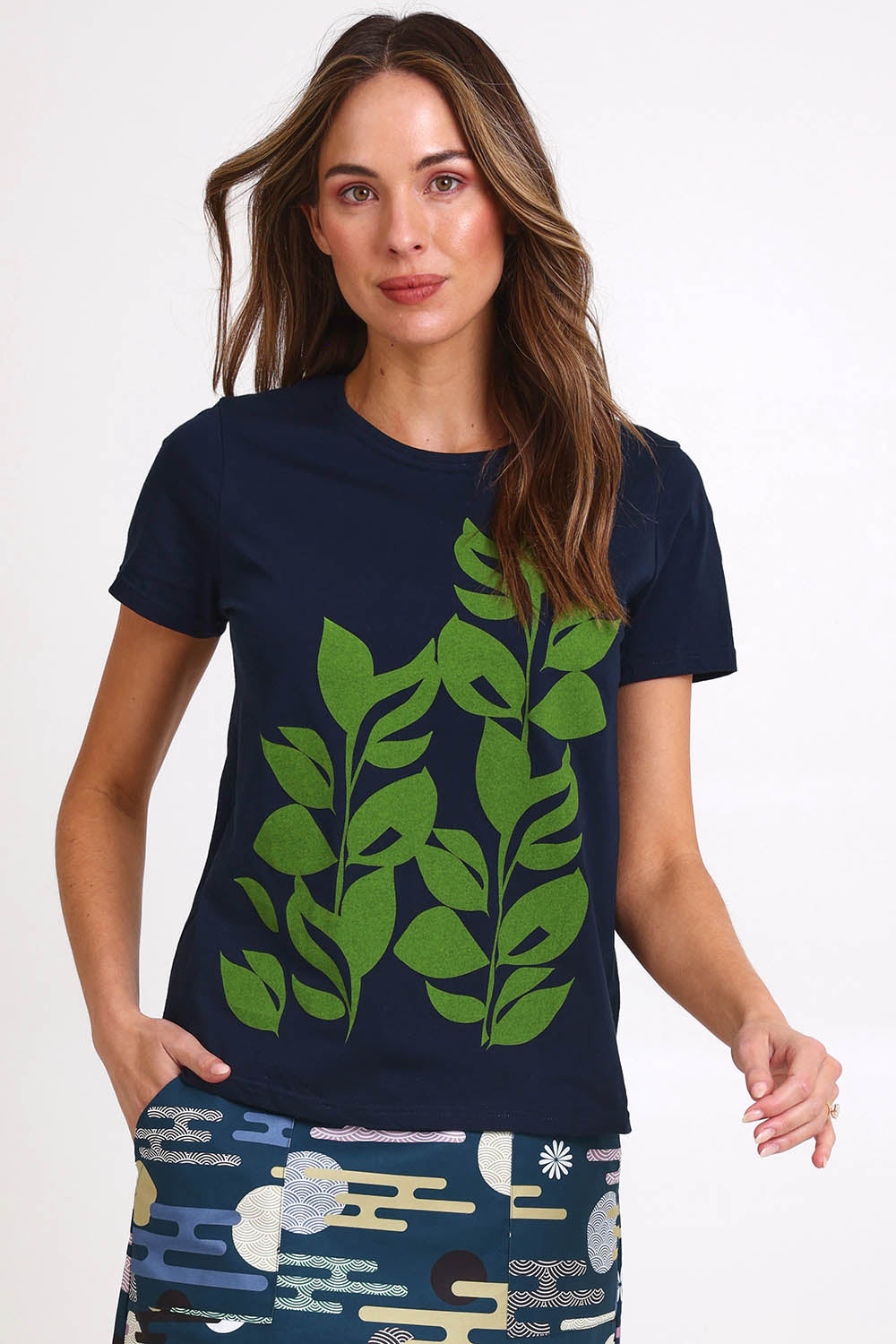 Model Madelinec wearing size 10 of the Girlfriend Tee - Navy in colour Navy, in a cropped view