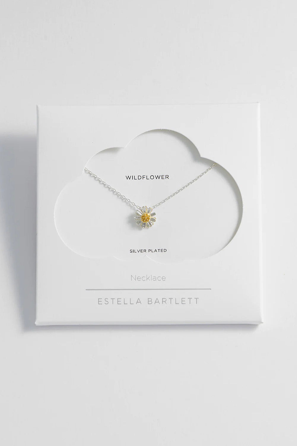 Product shot of the Wildflower Necklace in colour Silver (Metallics), detail