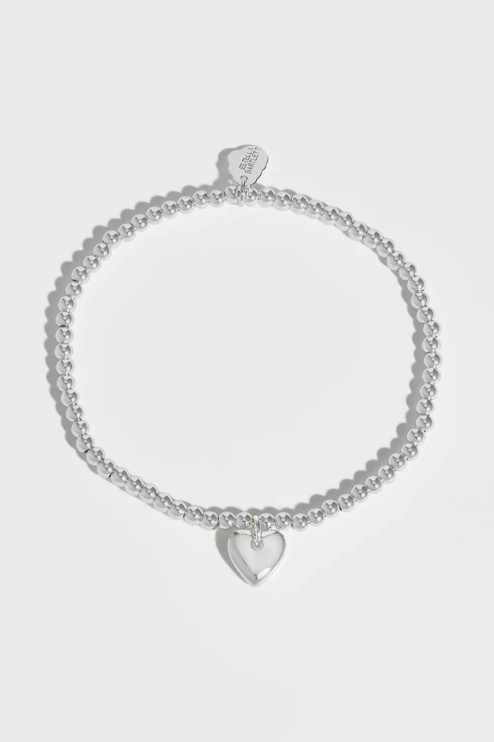 Product shot of the Cushion Heart Bracelet in colour Silver (Metallics), detail