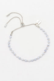 Product shot of the Amelia Bracelet in colour Silverblue (Metallics), detail