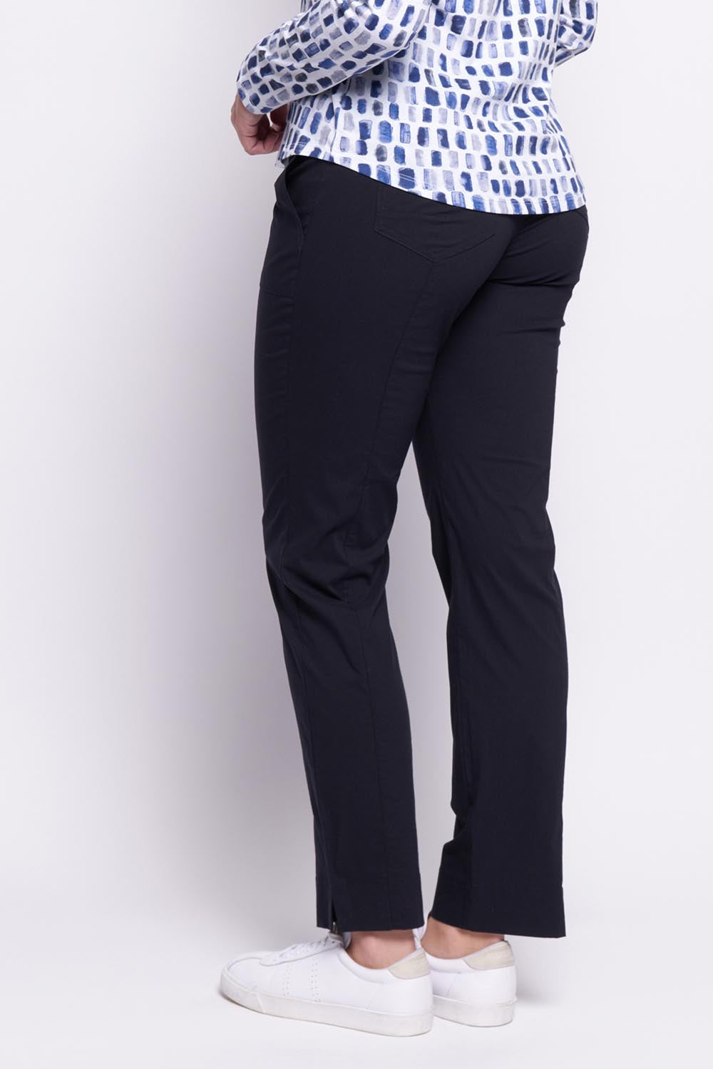 A model wearing the Full Monty Trapeze Trouser in colour Truenavy (Blue), from the back