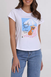 Model Madeline wearing size S of the On Form Cotton Tee in colour Sandypaws (White), from the front, cropped image
