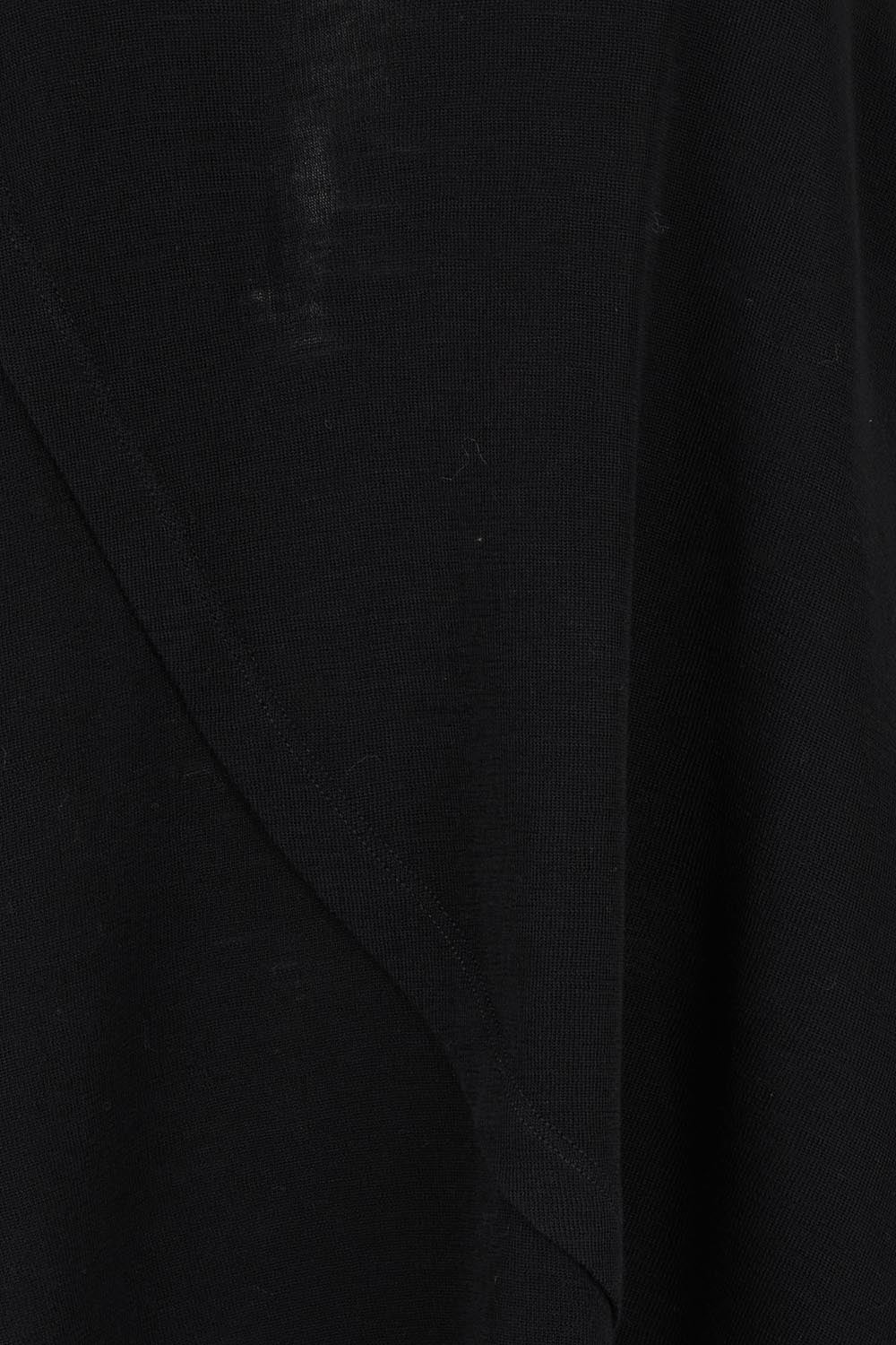 Product shot of the Good Stakes Top in colour Black (Black), detail