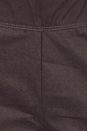 Product shot of the Perfect Balance Pant – Sable in colour Sable, showing detail