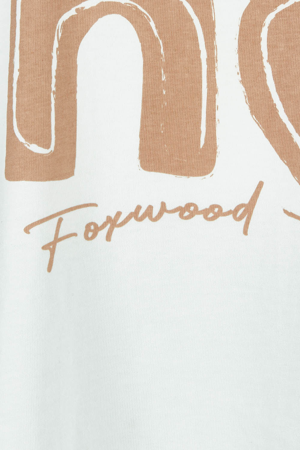 Product shot of the Etched Cotton Geo Tee in colour Vinwhite (White), detail