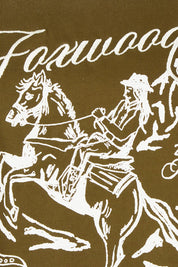 Product shot of the Arlington Cotton Tee in colour Darkolive (Green), detail